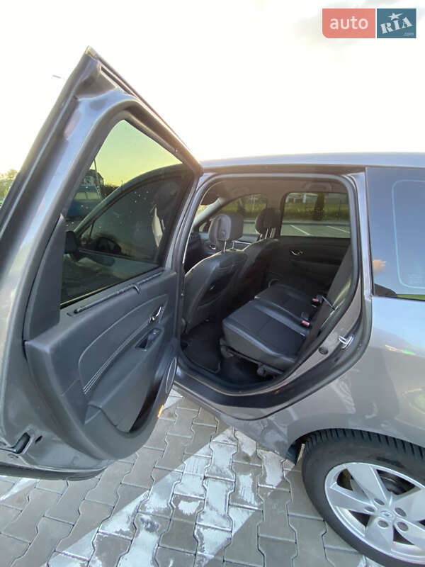 Минивэн Renault Grand Scenic 2011 в Стрые