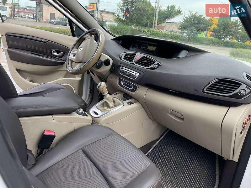 Минивэн Renault Grand Scenic 2011 в Житомире фото 16 Минивэн Renault Grand Scenic 2011 в Житомире