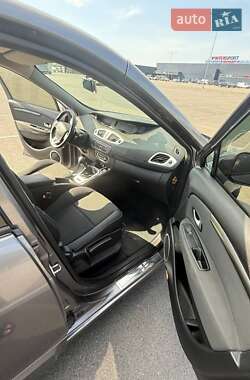Минивэн Renault Grand Scenic 2009 в 