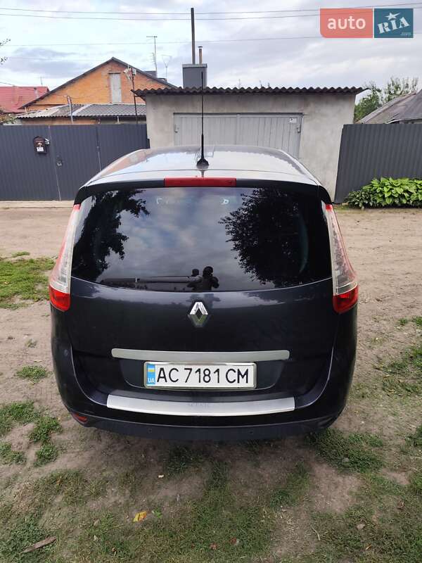 Мінівен Renault Grand Scenic 2010 в Нововолинську