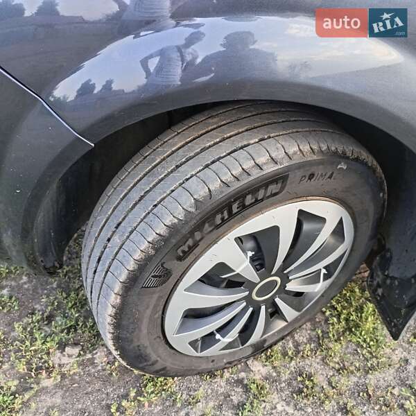 Минивэн Renault Grand Scenic 2008 в Путивле