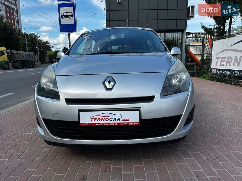 Renault Grand Scenic 2010