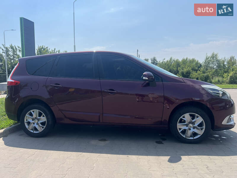 Renault Grand Scenic 2014