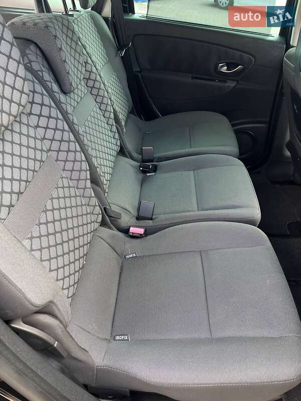 Мінівен Renault Grand Scenic 2011 в Івано-Франківську