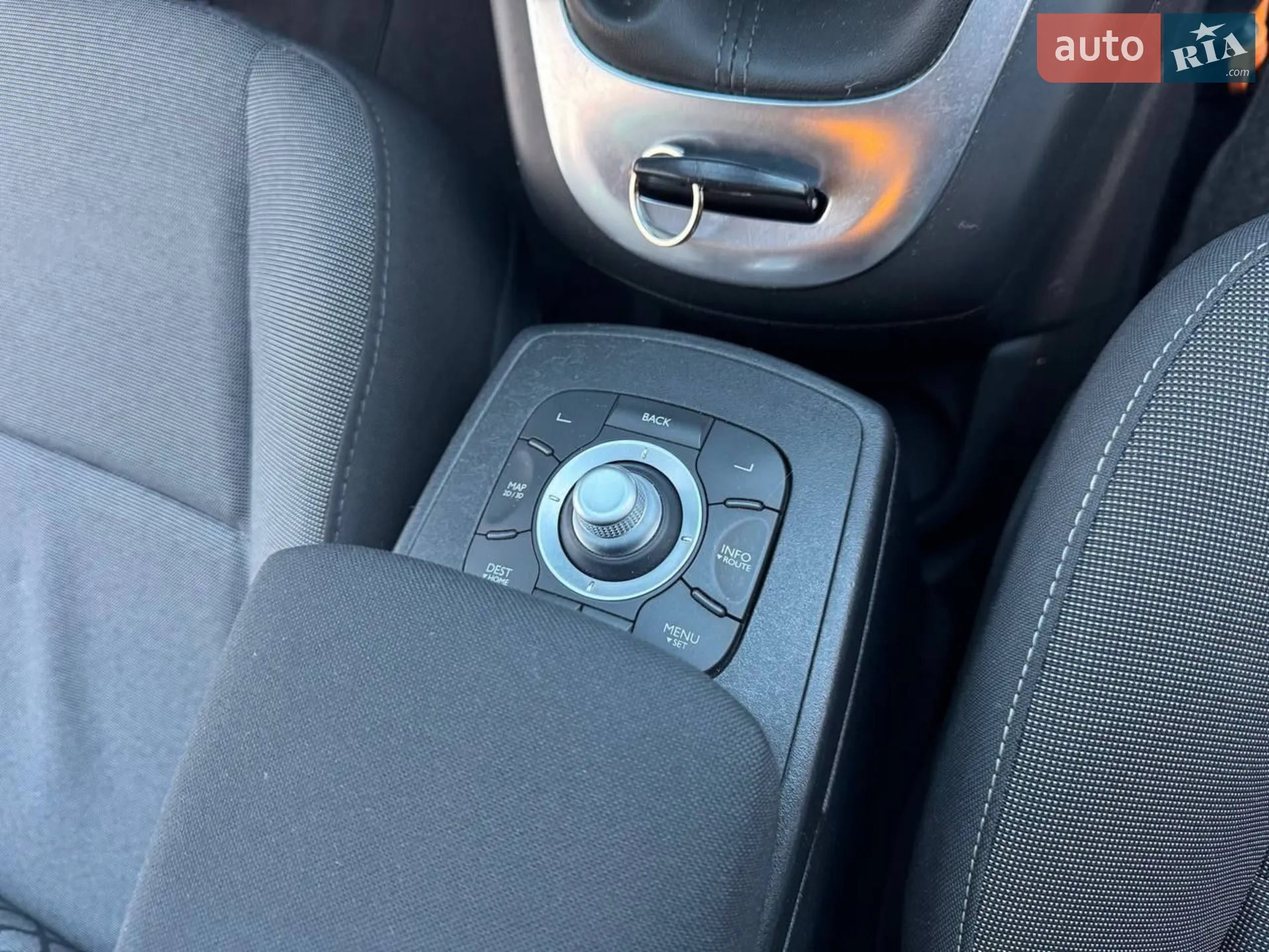 2011 Renault Scenic - мініатюра 72