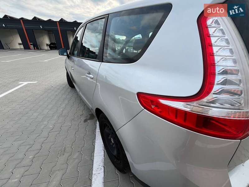 Минивэн Renault Grand Scenic 2011 в Виннице