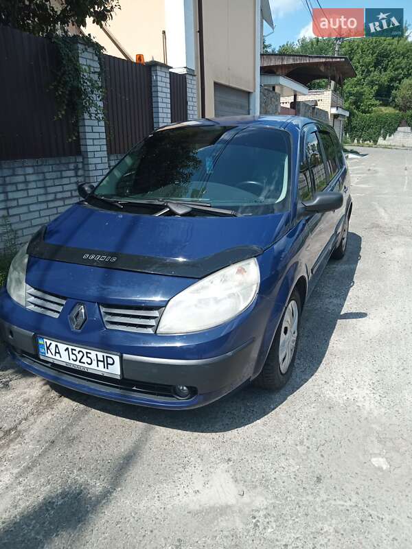 Мінівен Renault Grand Scenic 2004 в Києві
