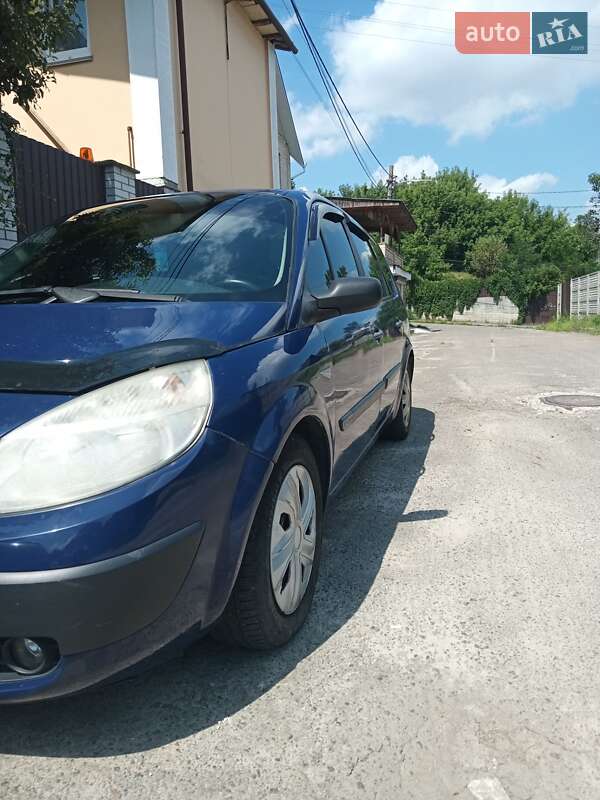 Мінівен Renault Grand Scenic 2004 в Києві