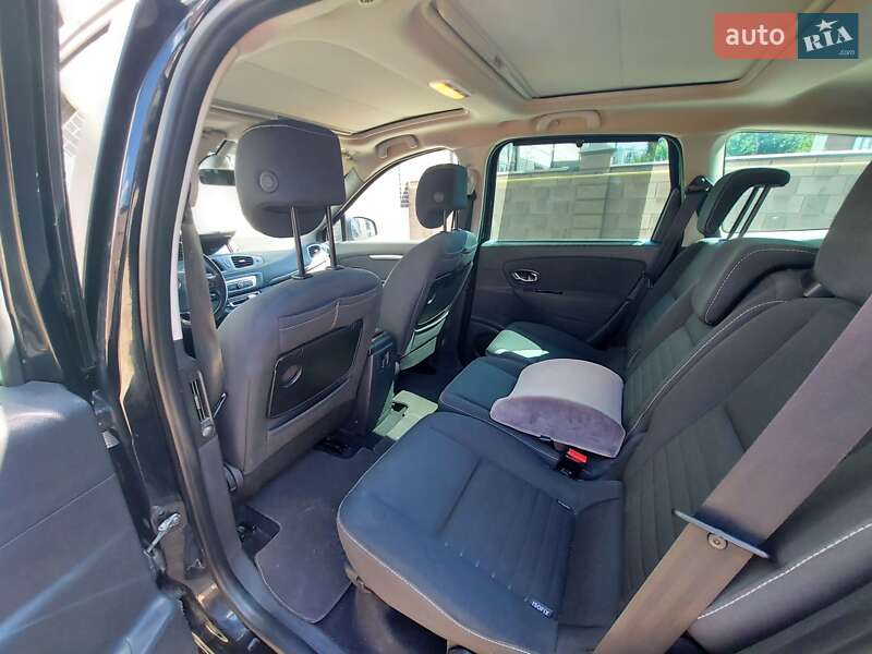 Мінівен Renault Grand Scenic 2015 в Луцьку