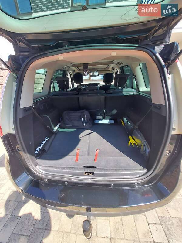 Мінівен Renault Grand Scenic 2015 в Луцьку