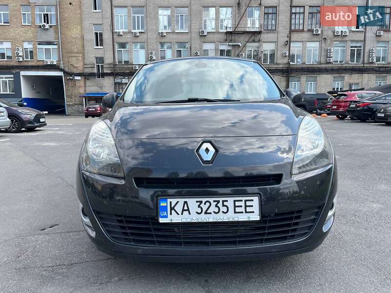 Renault Grand Scenic 2010