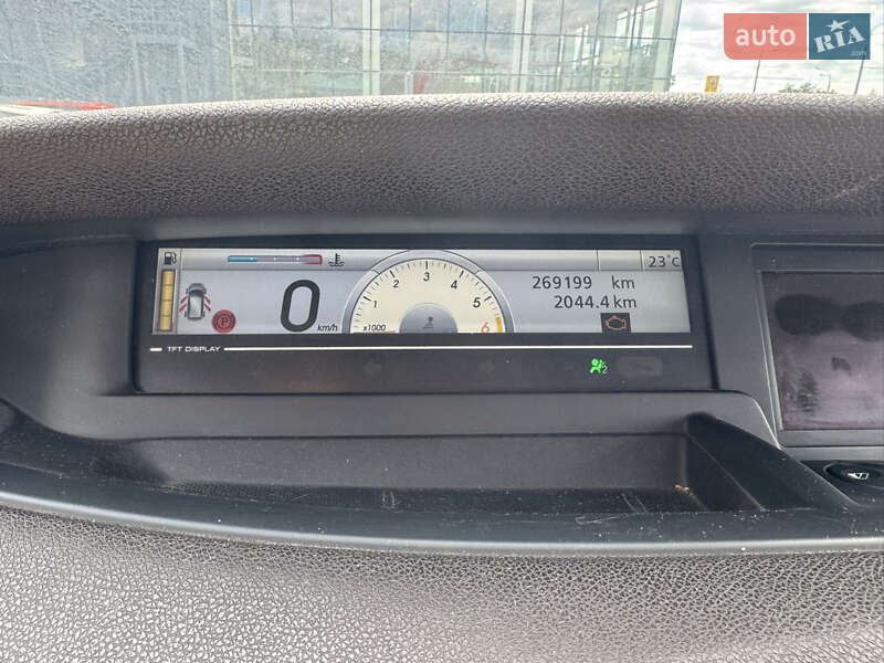 Минивэн Renault Grand Scenic 2010 в Лозовой