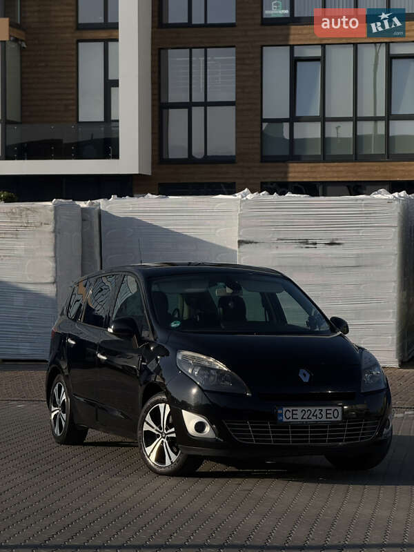 Renault Grand Scenic 2011