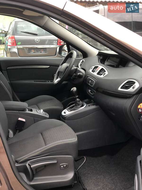 Минивэн Renault Grand Scenic 2011 в Ковеле