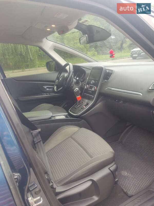 Мінівен Renault Grand Scenic 2017 в Полтаві фото 12 Мінівен Renault Grand Scenic 2017 в Полтаві