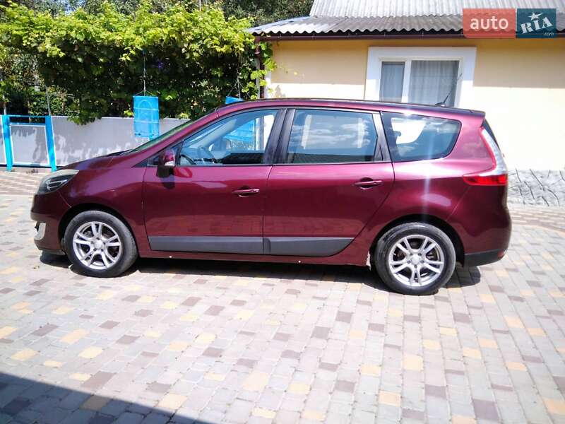 Мінівен Renault Grand Scenic 2012 в Кам'янець-Подільському