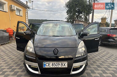 Минивэн Renault Grand Scenic 2010 в 