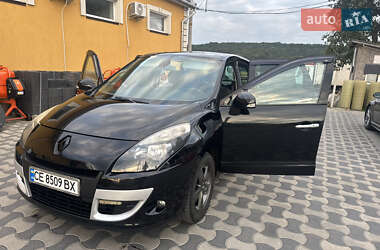 Минивэн Renault Grand Scenic 2010 в 
