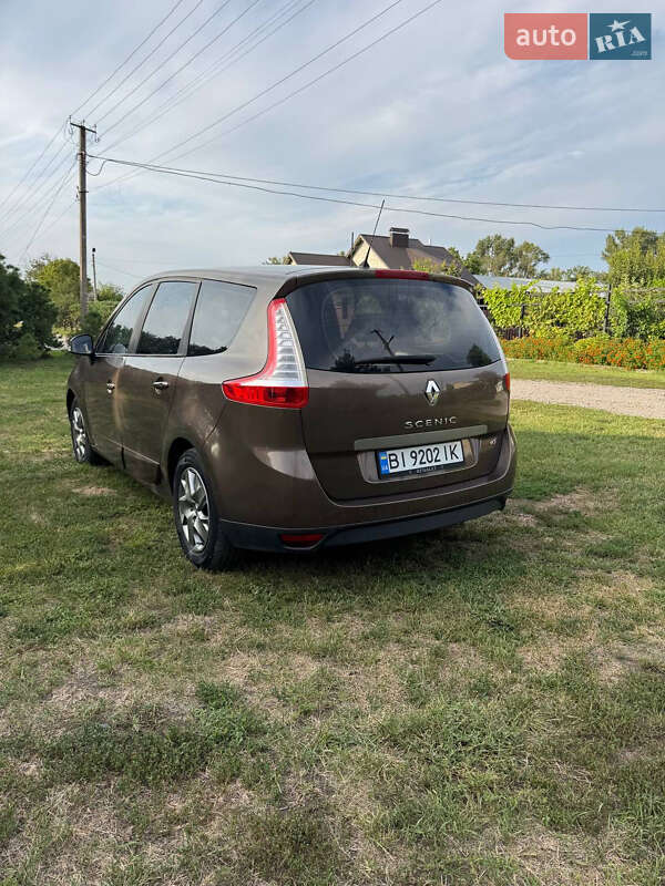 Мінівен Renault Grand Scenic 2011 в Кременчуці фото 7 Мінівен Renault Grand Scenic 2011 в Кременчуці