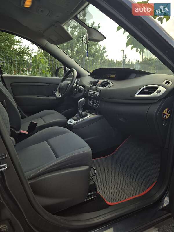 Минивэн Renault Grand Scenic 2010 в Вишневом