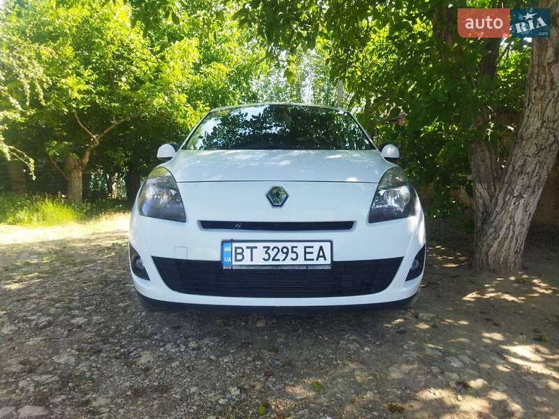 Мінівен Renault Grand Scenic 2010 в Херсоні фото 19 Мінівен Renault Grand Scenic 2010 в Херсоні