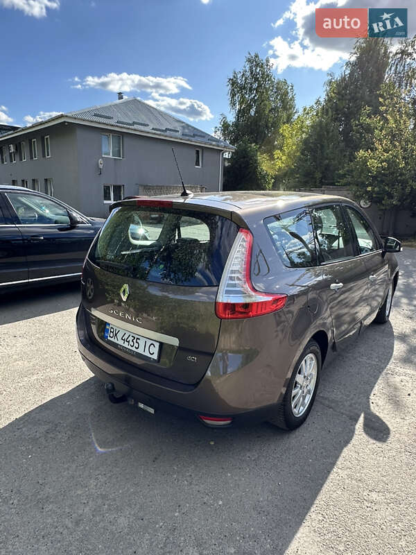 Минивэн Renault Grand Scenic 2009 в Ровно