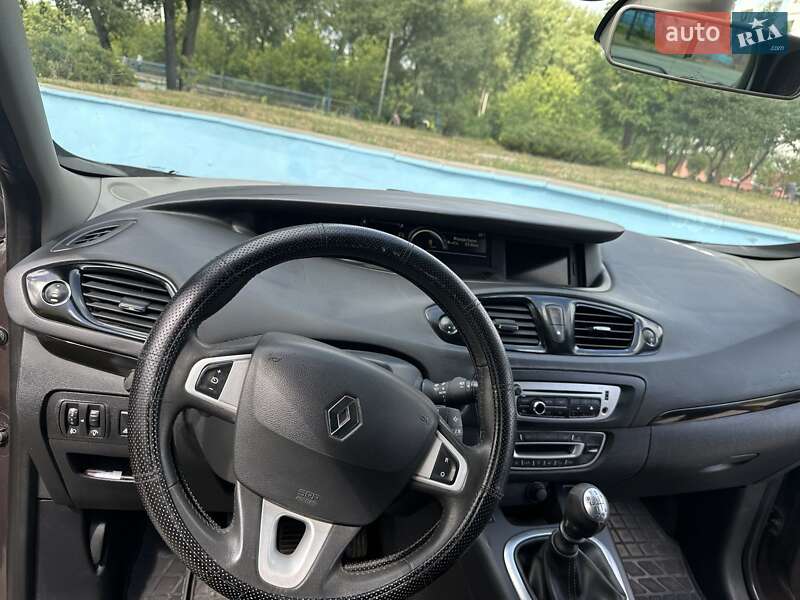 Минивэн Renault Grand Scenic 2012 в Сумах