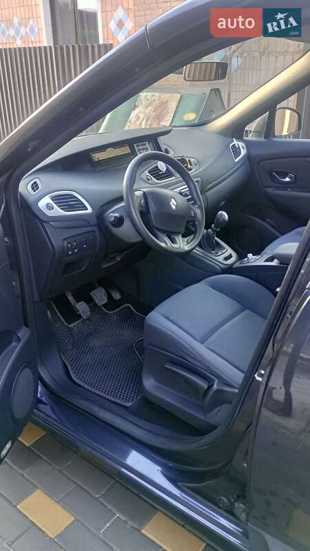 Минивэн Renault Grand Scenic 2010 в Луцке фото 7 Минивэн Renault Grand Scenic 2010 в Луцке