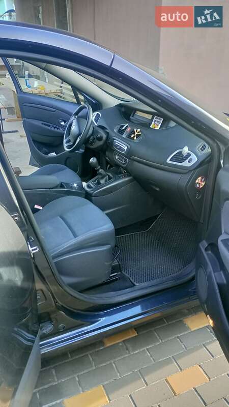 Минивэн Renault Grand Scenic 2010 в Луцке фото 20 Минивэн Renault Grand Scenic 2010 в Луцке