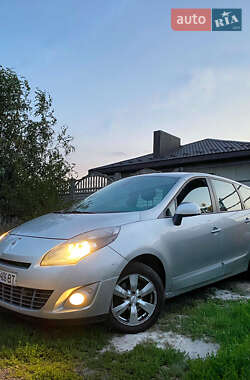 Минивэн Renault Grand Scenic 2011 в Луцке