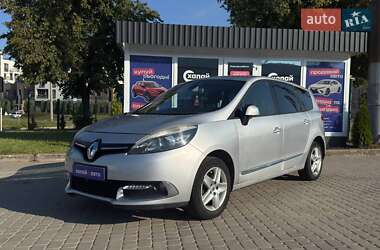 Минивэн Renault Grand Scenic 2015 в 