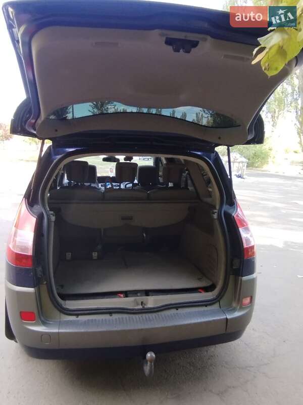 Мінівен Renault Grand Scenic 2004 в Кривому Розі фото 7 Мінівен Renault Grand Scenic 2004 в Кривому Розі