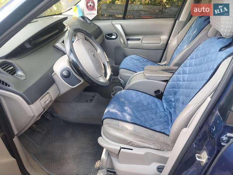 Мінівен Renault Grand Scenic 2004 в Кривому Розі фото 18 Мінівен Renault Grand Scenic 2004 в Кривому Розі