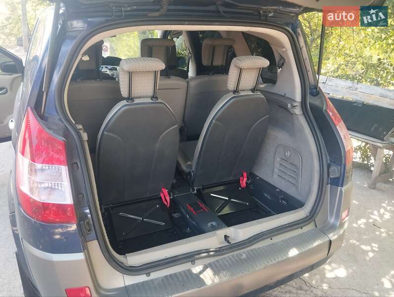 Мінівен Renault Grand Scenic 2004 в Кривому Розі фото 37 Мінівен Renault Grand Scenic 2004 в Кривому Розі