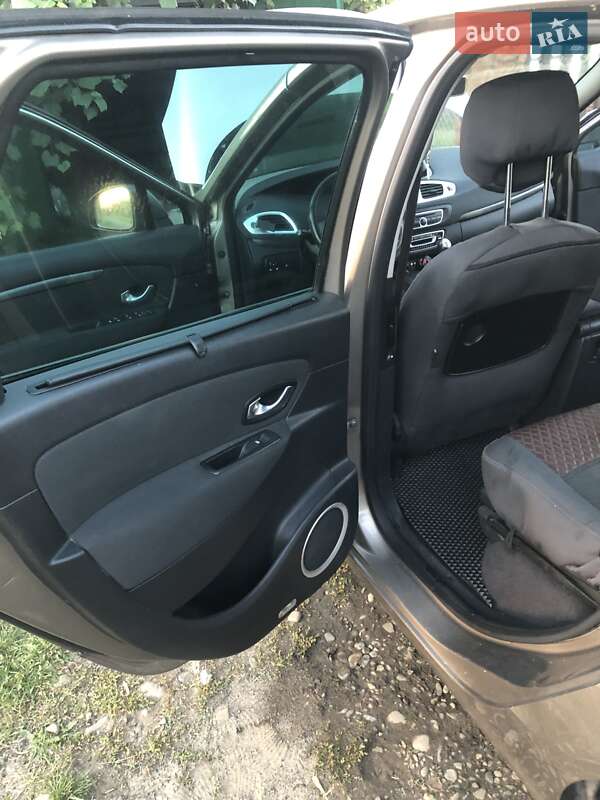 Минивэн Renault Grand Scenic 2009 в Бурштыне