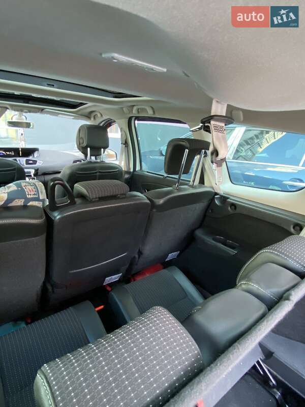 Мінівен Renault Grand Scenic 2013 в Івано-Франківську
