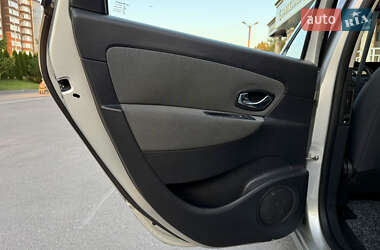 Минивэн Renault Grand Scenic 2012 в 