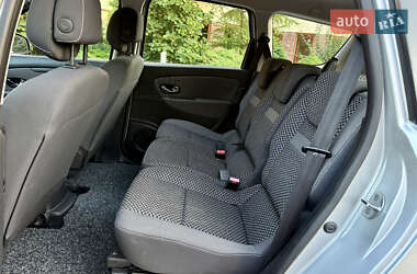 Минивэн Renault Grand Scenic 2012 в 