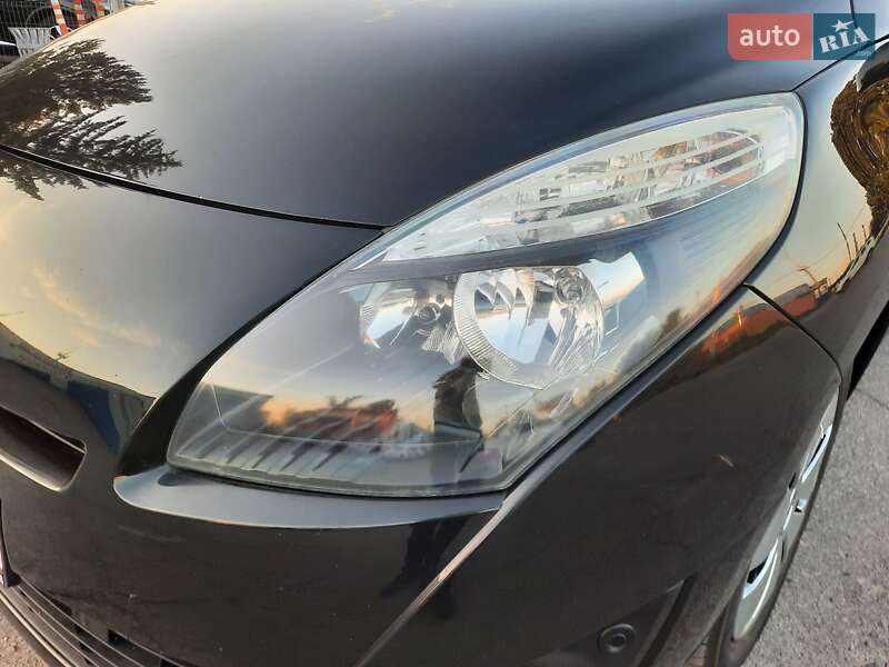 Мінівен Renault Grand Scenic 2011 в Полтаві
