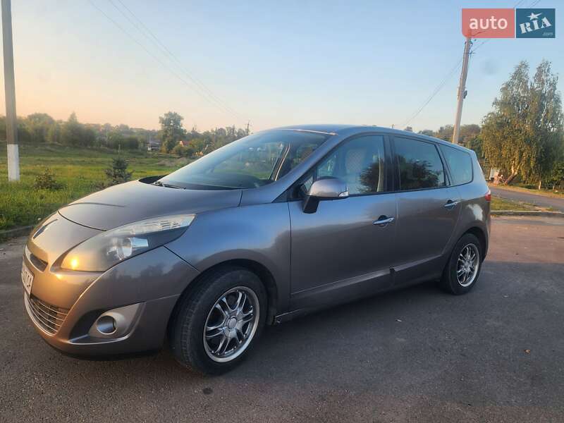 Минивэн Renault Grand Scenic 2011 в Ровно