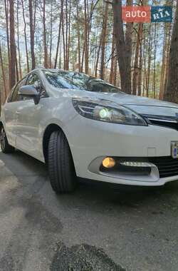Минивэн Renault Grand Scenic 2013 в 