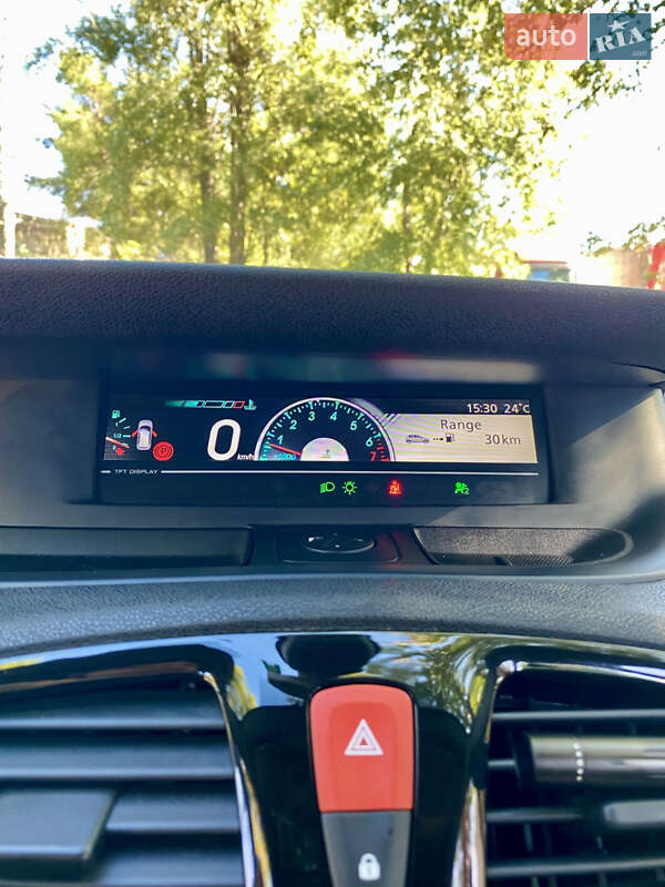 Минивэн Renault Grand Scenic 2011 в Киеве фото 27 Минивэн Renault Grand Scenic 2011 в Киеве