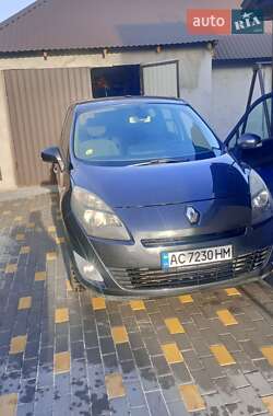 Мінівен Renault Grand Scenic 2010 в Луцьку