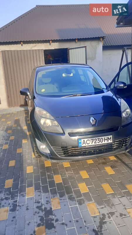 Renault Grand Scenic 2010
