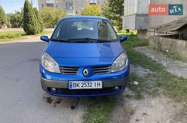 Минивэн Renault Grand Scenic 2005 в 