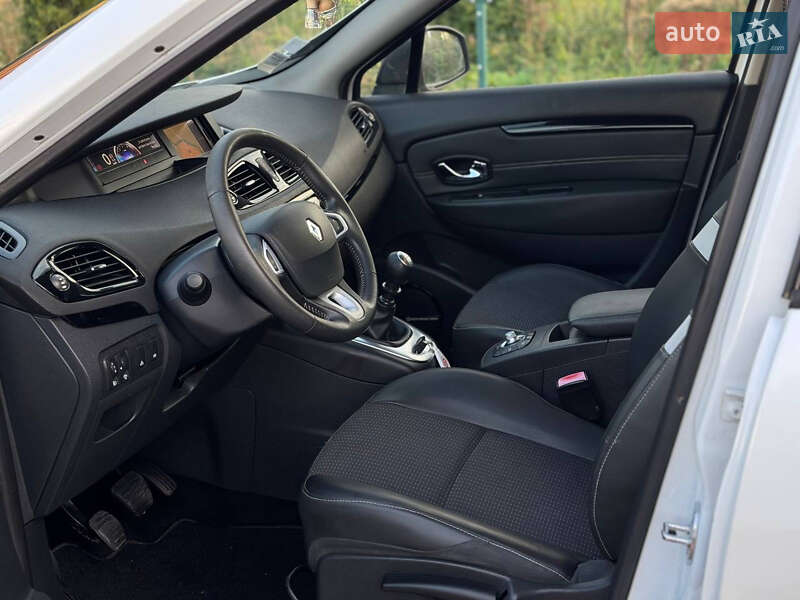 Минивэн Renault Grand Scenic 2012 в Дрогобыче