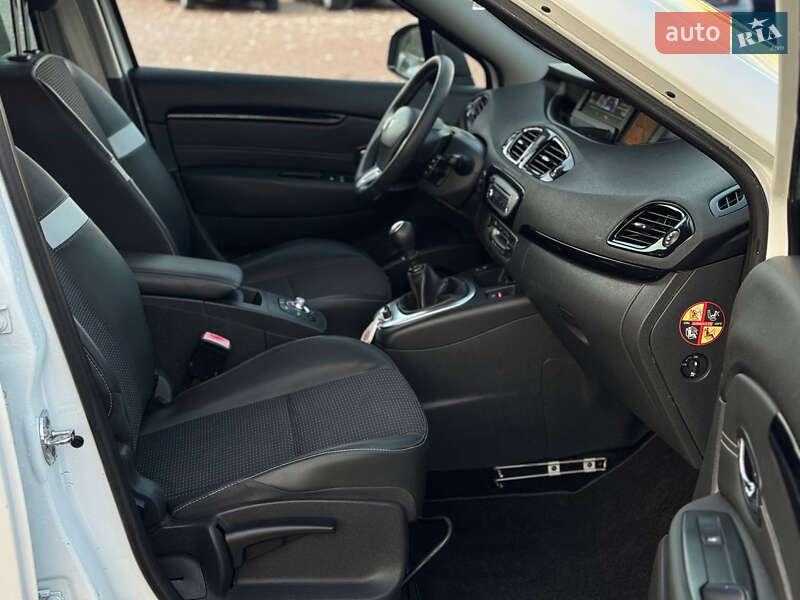 Минивэн Renault Grand Scenic 2012 в Дрогобыче