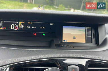 Мінівен Renault Grand Scenic 2013 в  фото 27 Мінівен Renault Grand Scenic 2013 в