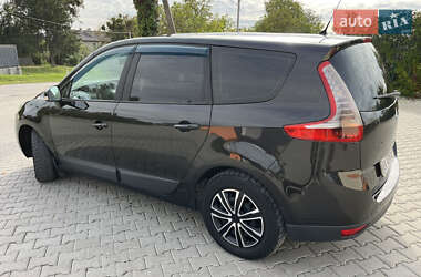 Минивэн Renault Grand Scenic 2010 в Новой Ушице