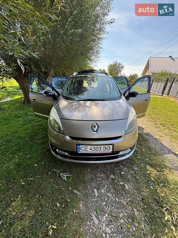 Минивэн Renault Grand Scenic 2013 в Банилове